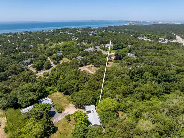 2 Pine Ridge End, Truro, MA 02666