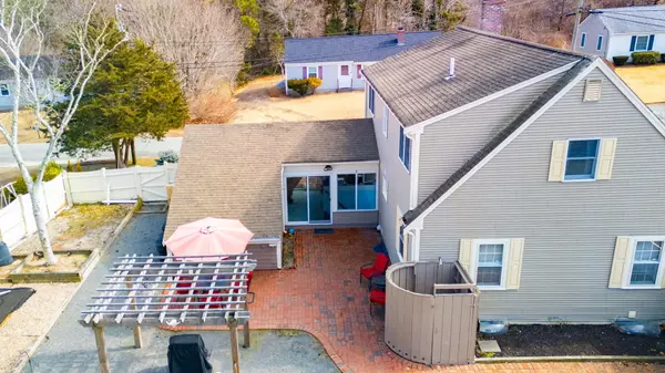 2 SPINNING BROOK Road, South Yarmouth, MA 02664