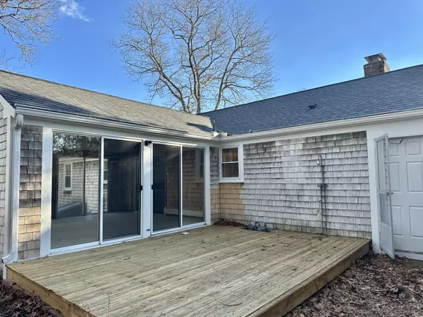Centerville, MA 02632,54 Chappaquiddick Road