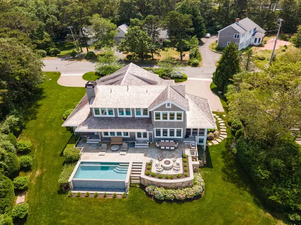 North Chatham, MA 02650,113 Seapine Road