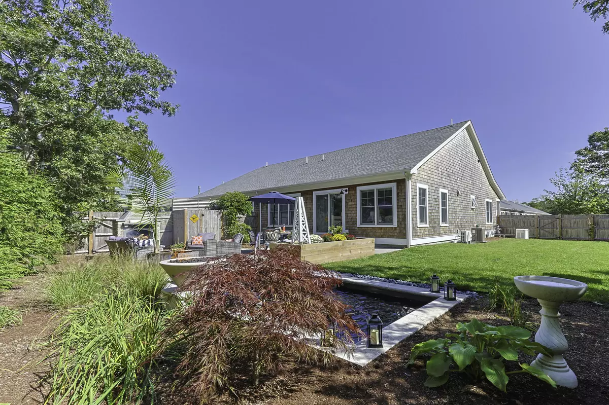 Eastham, MA 02642,28 Bank Street