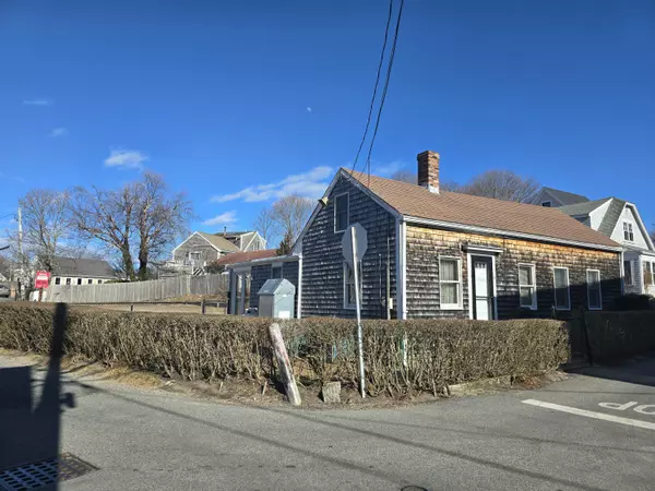 Provincetown, MA 02657,35 Standish Street