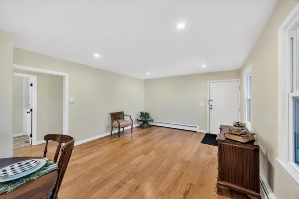 Harwich Port, MA 02646,14 Harold Street #2-B
