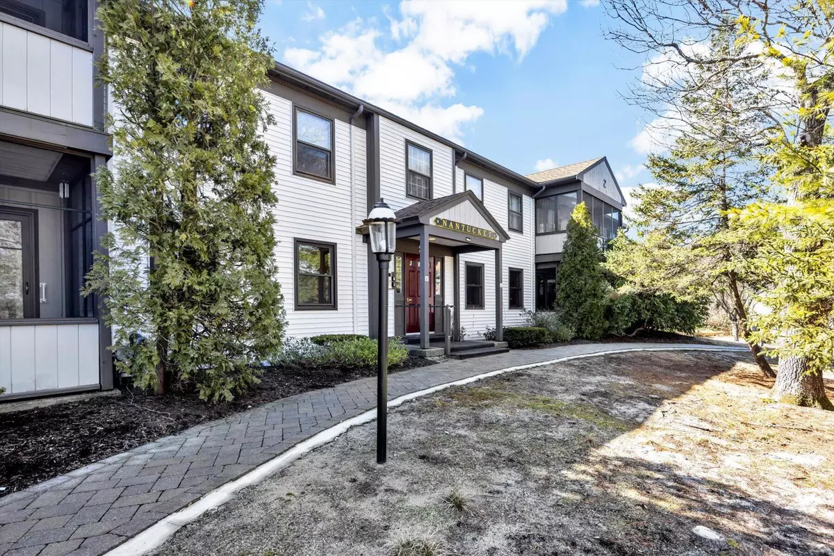 Harwich Port, MA 02646,14 Harold Street #2-B