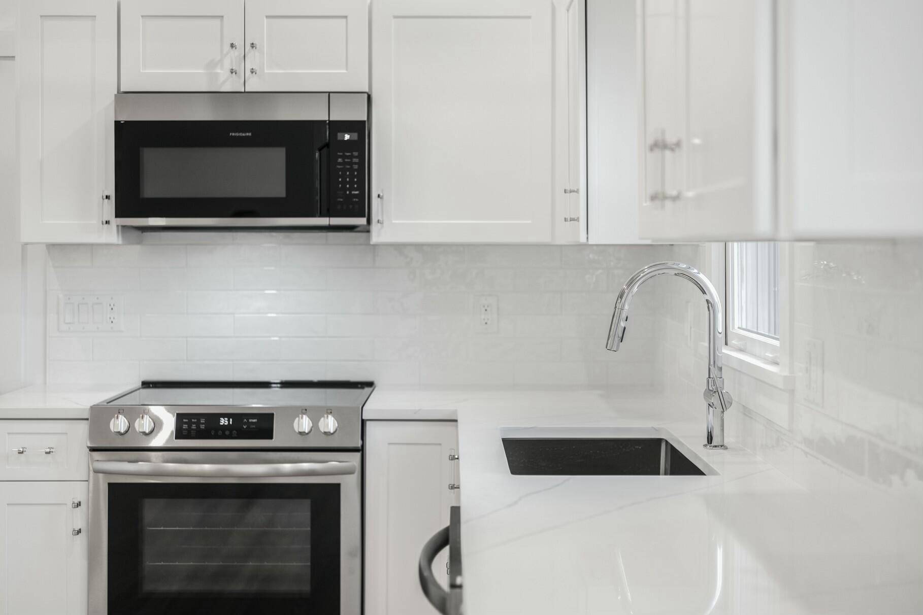 Centerville, MA 02632,310 White Oak Trail