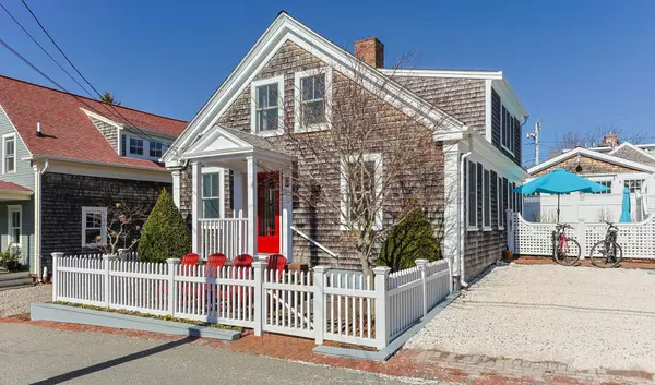 11 Central Street #Unit 1, Provincetown, MA 02657