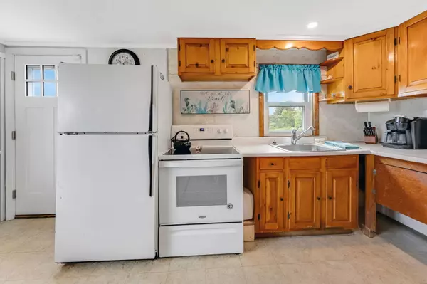Sandwich, MA 02563,357 Phillips Road