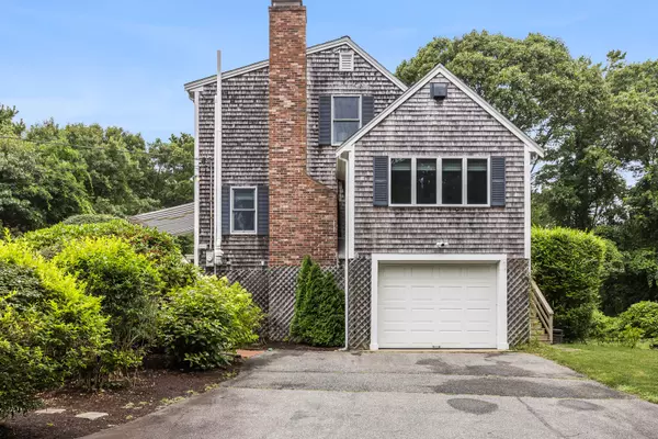West Falmouth, MA 02540,64 Grouse Street