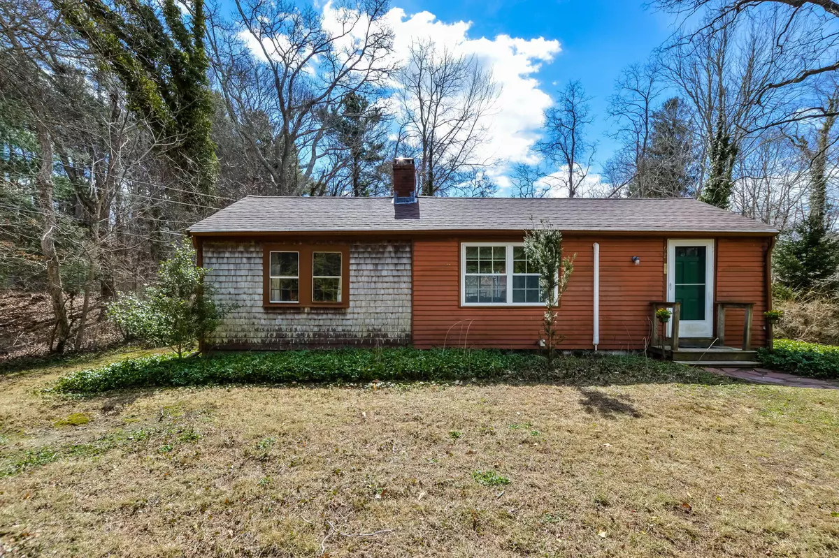 North Falmouth, MA 02556,62 Wild Harbor Road