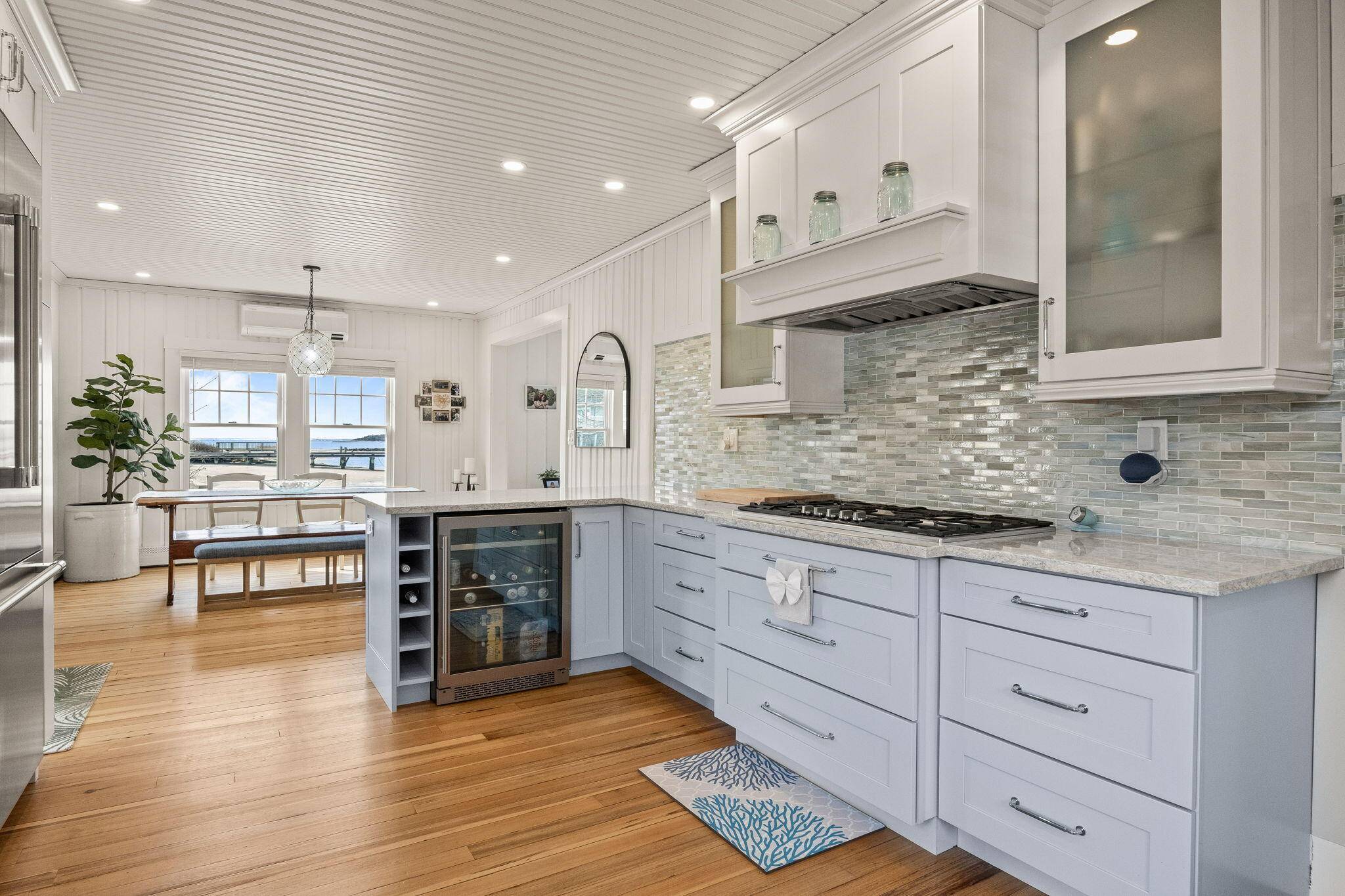 North Falmouth, MA 02556,22 River Way Avenue