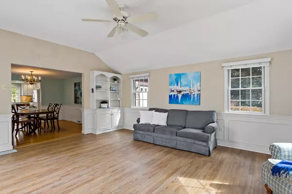 South Yarmouth, MA 02664,105 Captain Small Road