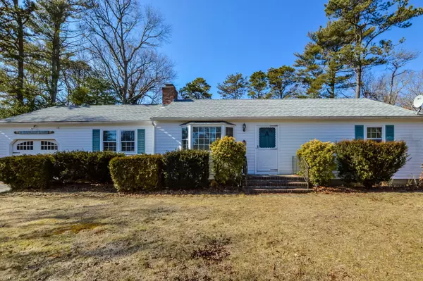 36 Hadrada Lane, Centerville, MA 02632