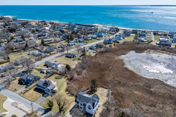 Falmouth, MA 02540,179 Beebe Acres Road