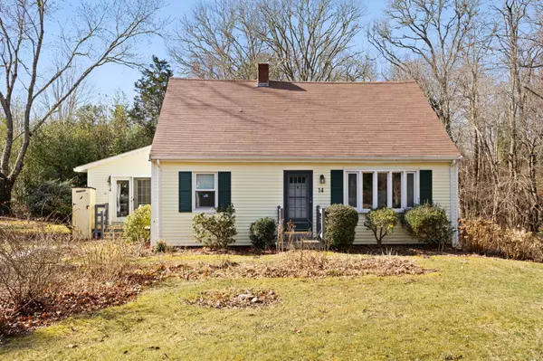14 Clay Pond Road, Bourne, MA 02553