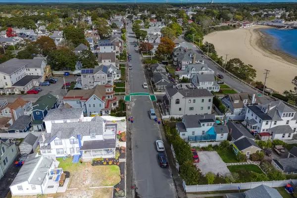 Onset, MA 02558,51-53 W Central Avenue