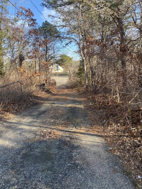 South Chatham, MA 02659,2386 Main Street