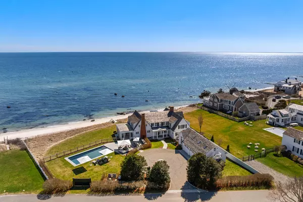 27 Marchant Avenue, Hyannis Port, MA 02647