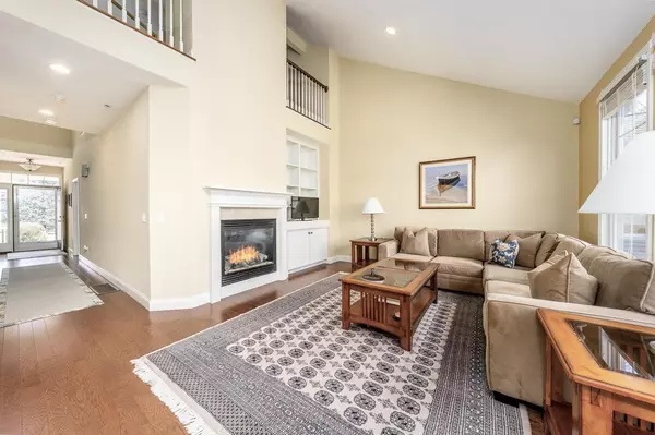 Mashpee, MA 02649,7 Sea Spray Avenue