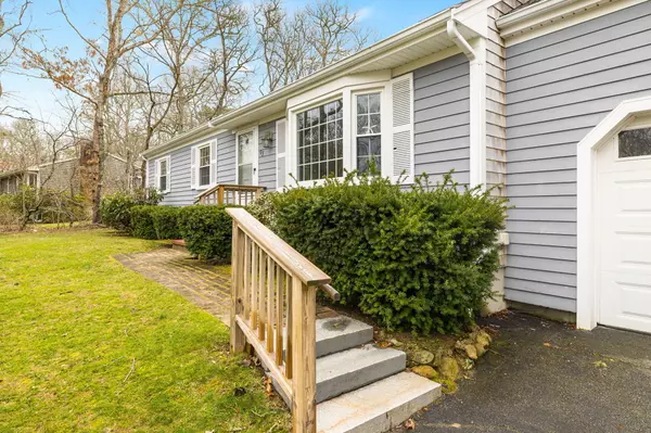 North Falmouth, MA 02556,93 Pebble Lane
