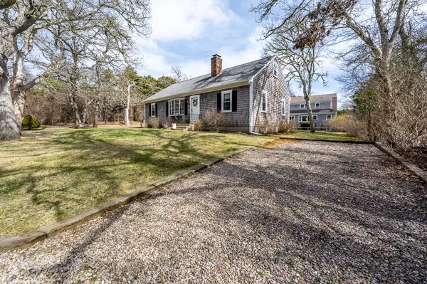 Chatham, MA 02633,155 Cranberry Lane