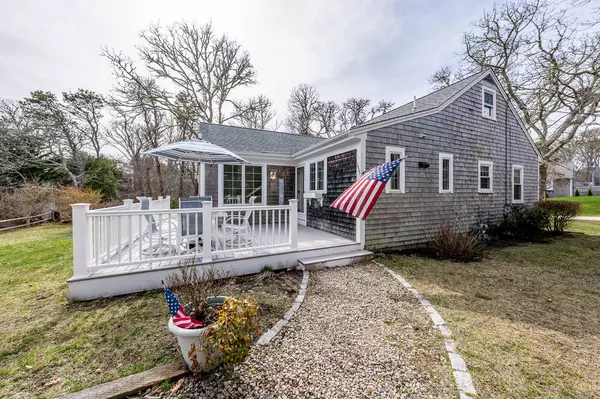 Chatham, MA 02633,155 Cranberry Lane