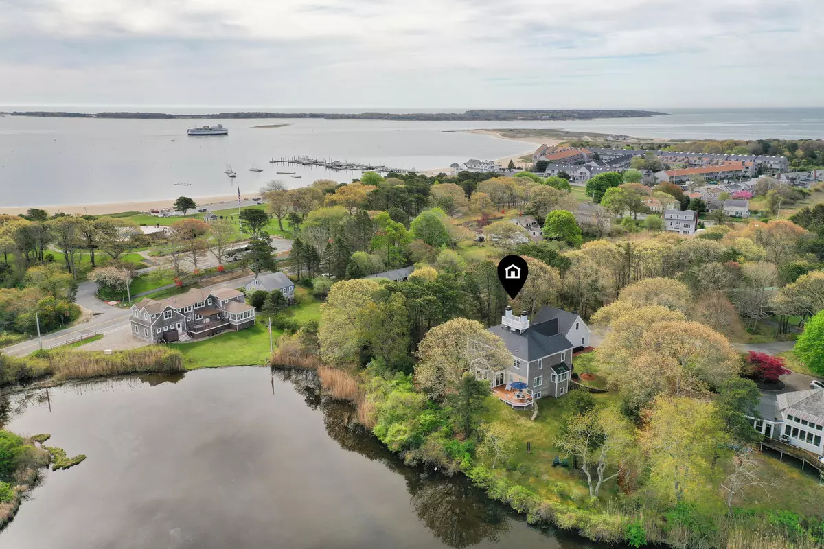 Hyannis, MA 02601,20 Stanley Place