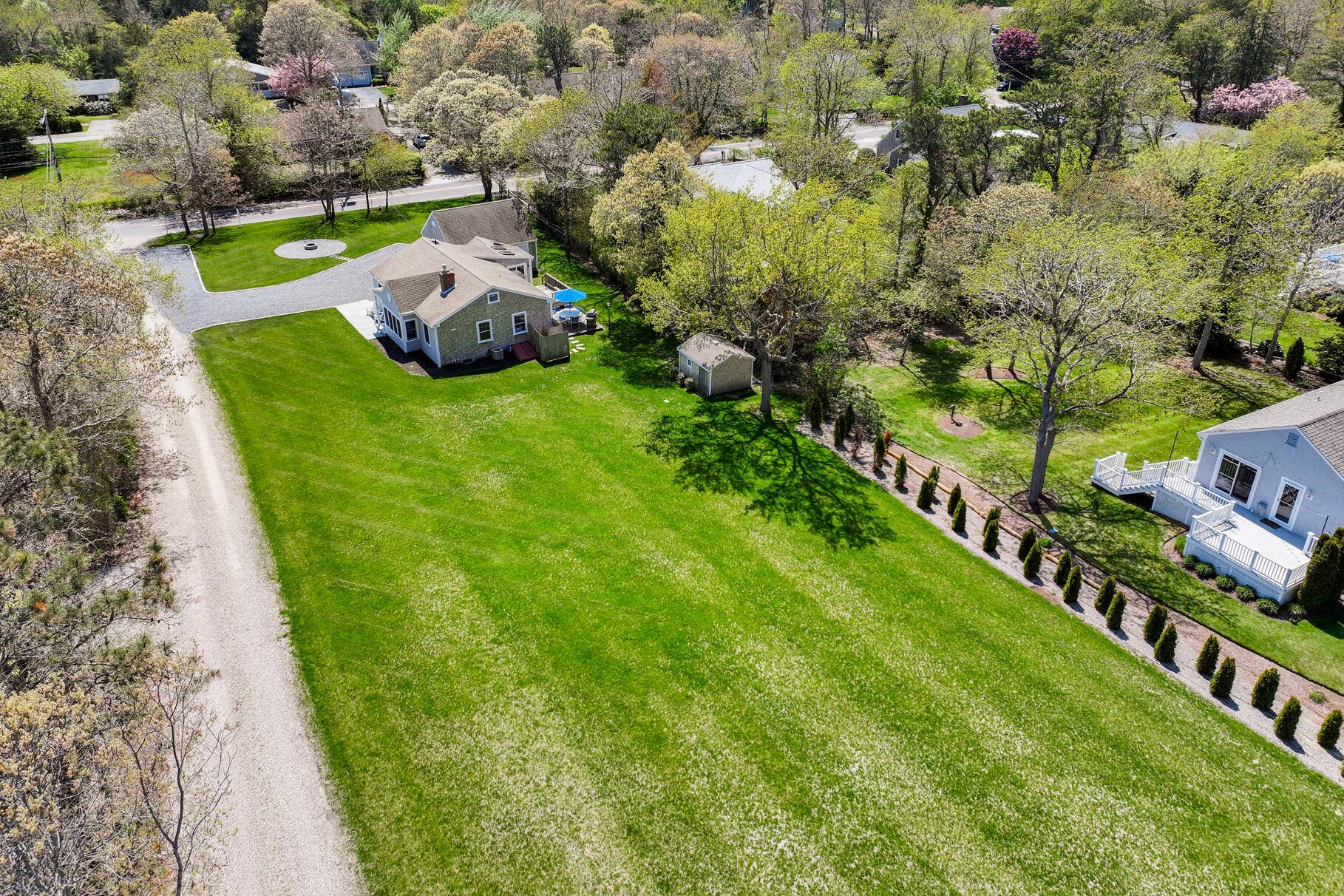 Dennis, MA 02638,13 Hippogriffe Road