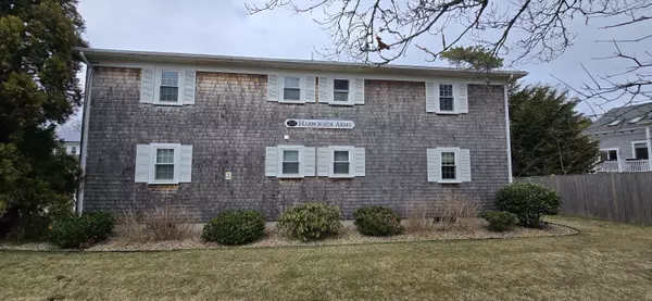 212 Upper County Road #Unit 2A, Dennis Port, MA 02639
