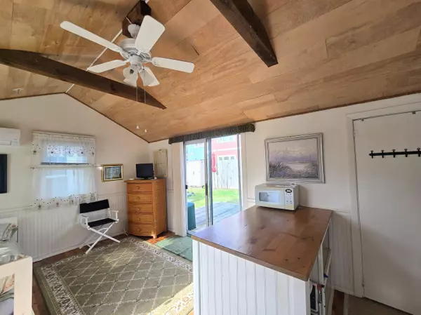 West Yarmouth, MA 02673,503 Route 28 #22