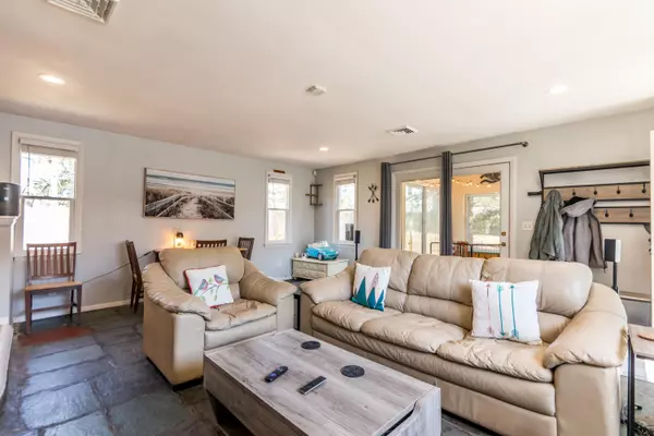 East Falmouth, MA 02536,16 Edgewood Drive
