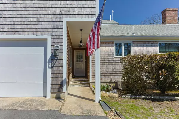 Harwich, MA 02645,252 Chatham Road