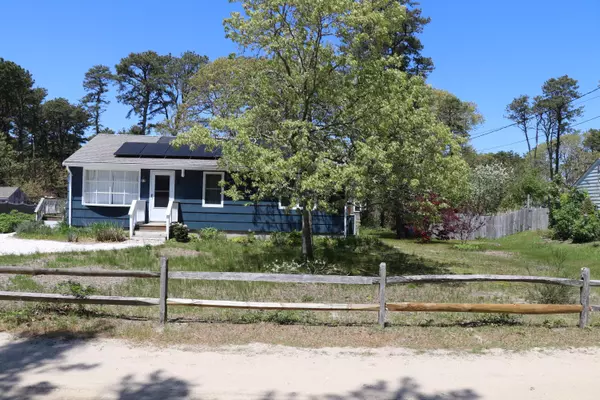 Wellfleet, MA 02667,25 Day Road
