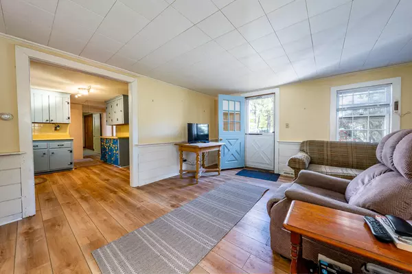 South Yarmouth, MA 02664,41 Wampanoag Road