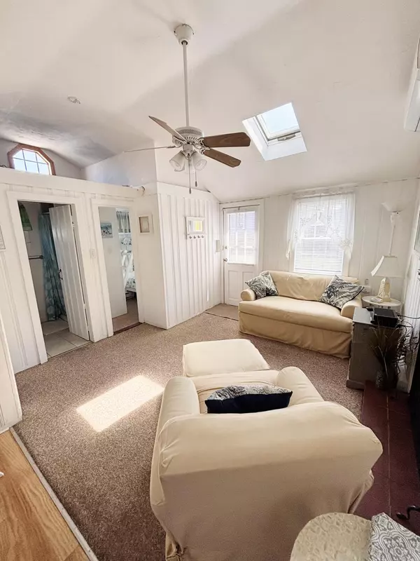 Dennis Port, MA 02639,19 Ocean Drive #2