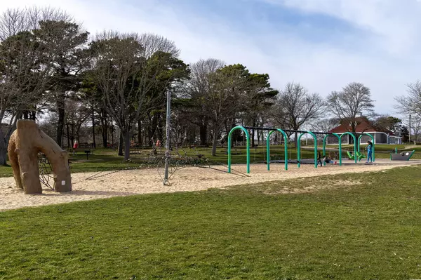 Hyannis, MA 02601,230 Gosnold Street #11A-11B-11C