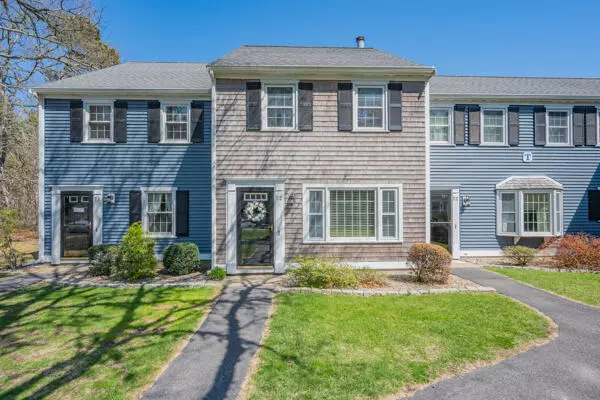 West Yarmouth, MA 02673,248 Camp Street #T2