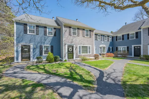 West Yarmouth, MA 02673,248 Camp Street #T2