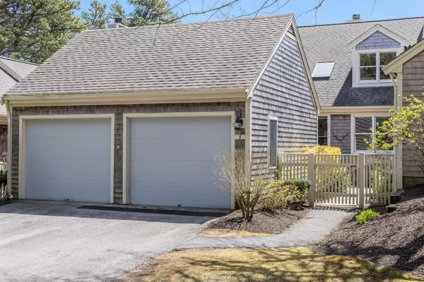 Yarmouth Port, MA 02675,3 Pine Grove Village