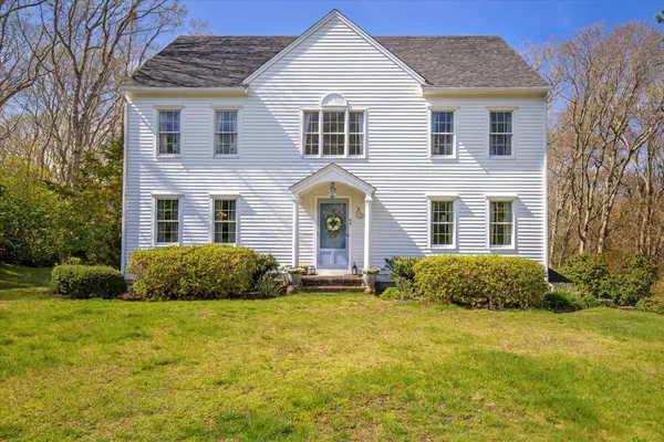 10 Old Farm Lane, East Sandwich, MA 02537