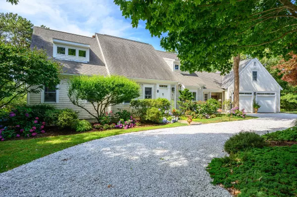 Orleans, MA 02653,10 Lake Farm Lane