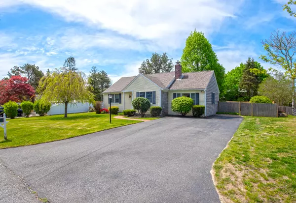 South Yarmouth, MA 02664,39 Antlers Road