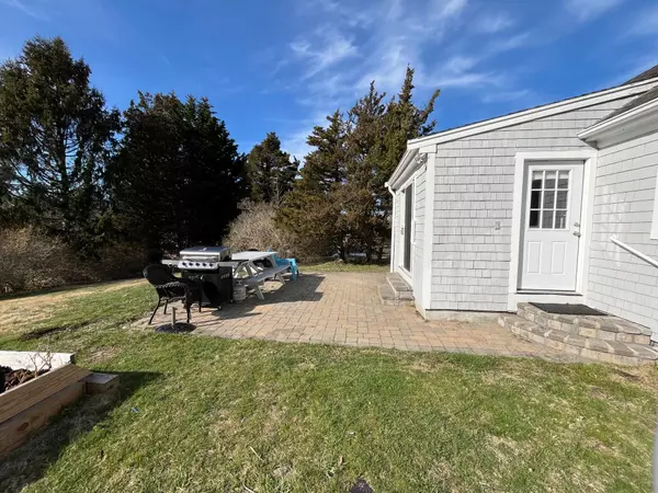 Eastham, MA 02642,1435 State Highway