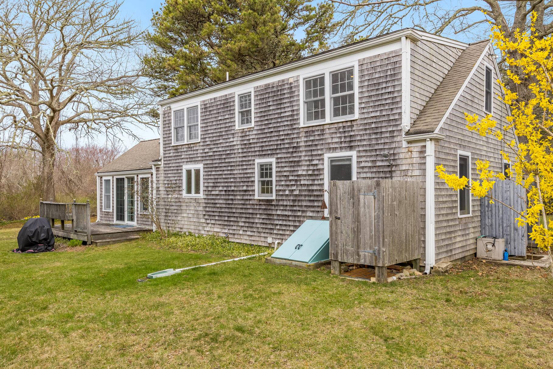 Brewster, MA 02631,20 Spring Lane