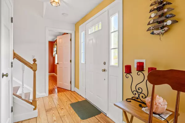 Chatham, MA 02633,319 Riverview Drive