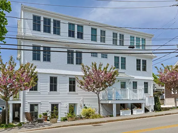 Provincetown, MA 02657,58 Bradford Street #U5
