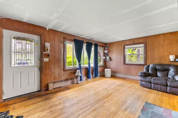 Bourne, MA 02532,30 Trowbridge Road