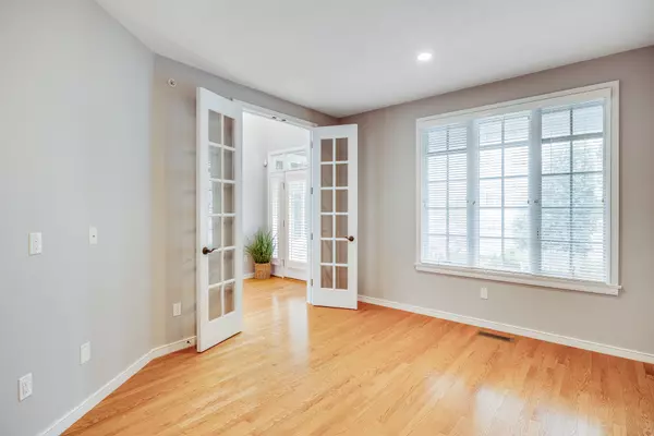 Mashpee, MA 02649,45 Sea View Lane