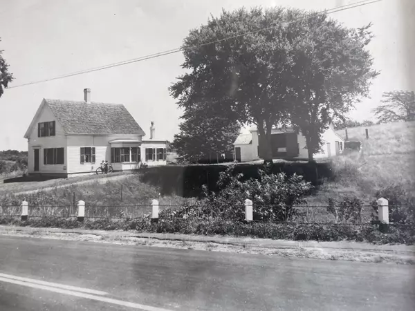 Brewster, MA 02631,1424 MAIN Street