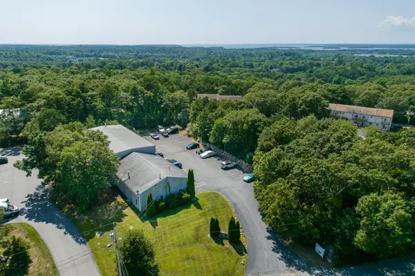 Bourne, MA 02532,7 Colonel Drive