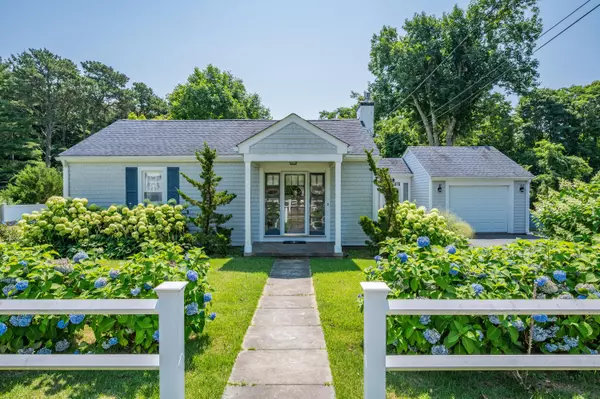 46 Pine Street, North Falmouth, MA 02556